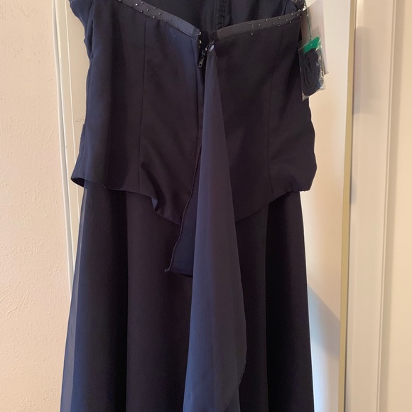 Beautiful Mori Lee Navy Blue Long Formal Dress Mother of the Bride - Picture 3 of 8